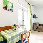 Nives Suhi Potok * Jesenice (Split-Dalmatia)