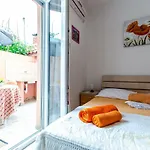 Appartement Nives Suhi Potok Jesenice (Split-Dalmatia)