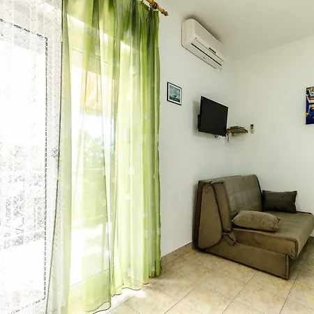 Nives Suhi Potok * Jesenice (Split-Dalmatia)
